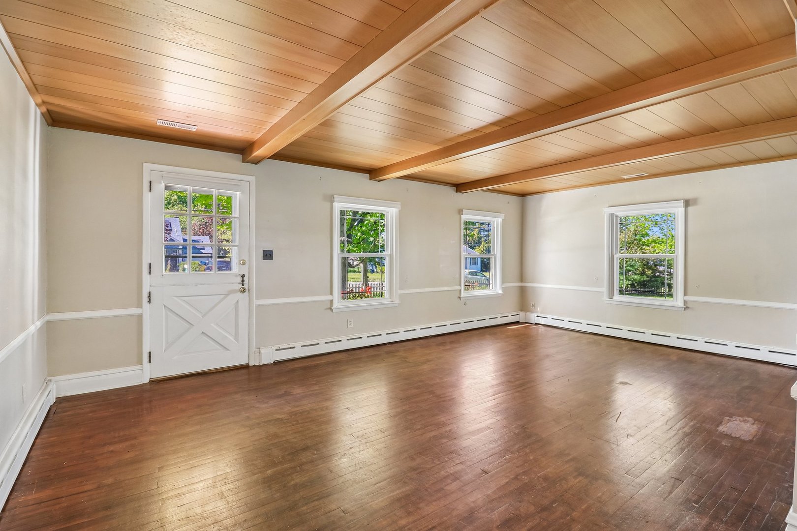 3908 W Kane Avenue, McHenry, IL 60050