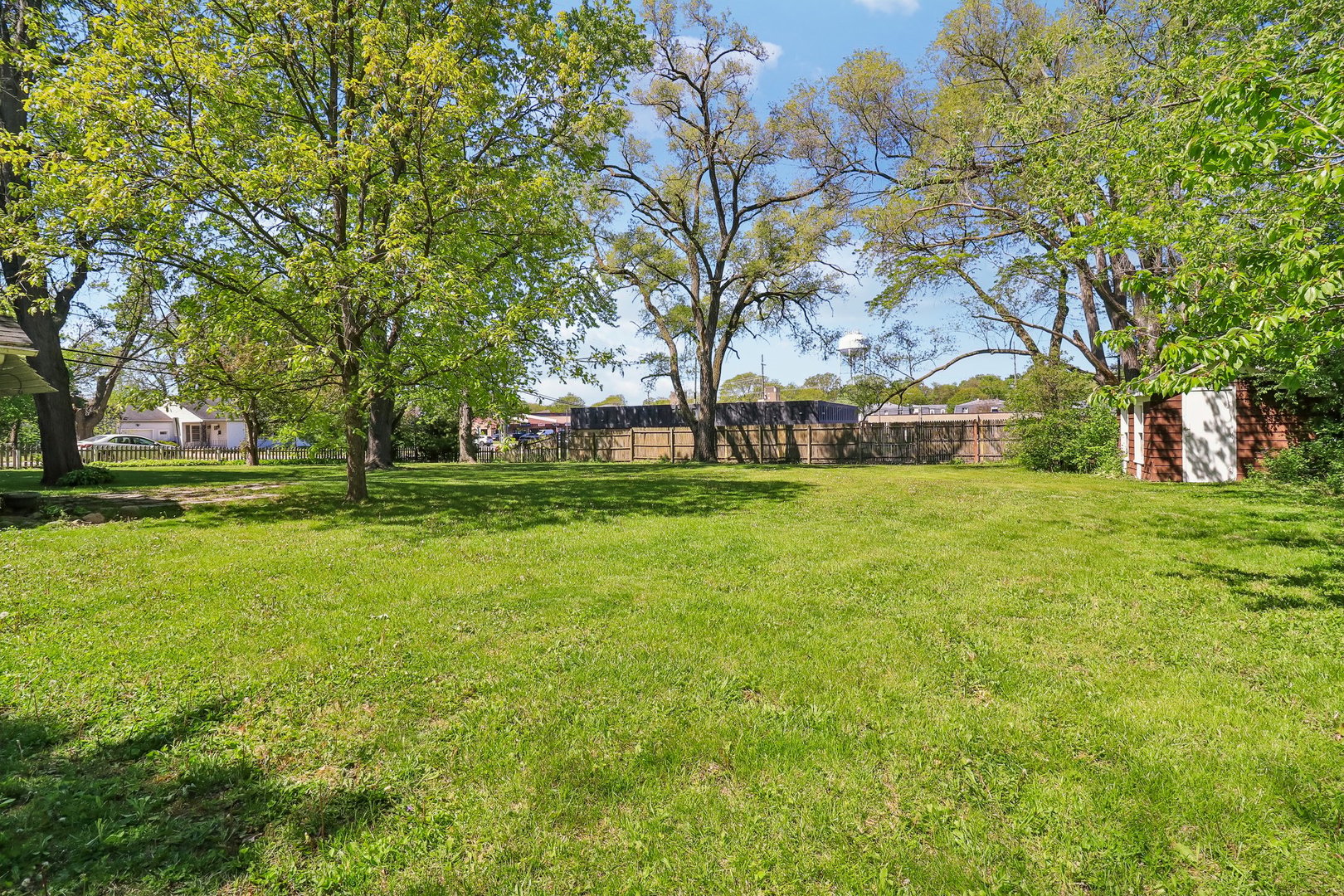 3908 W Kane Avenue, McHenry, IL 60050