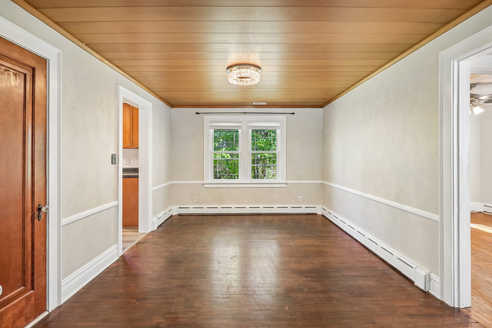 3908 W Kane Avenue, McHenry, IL 60050
