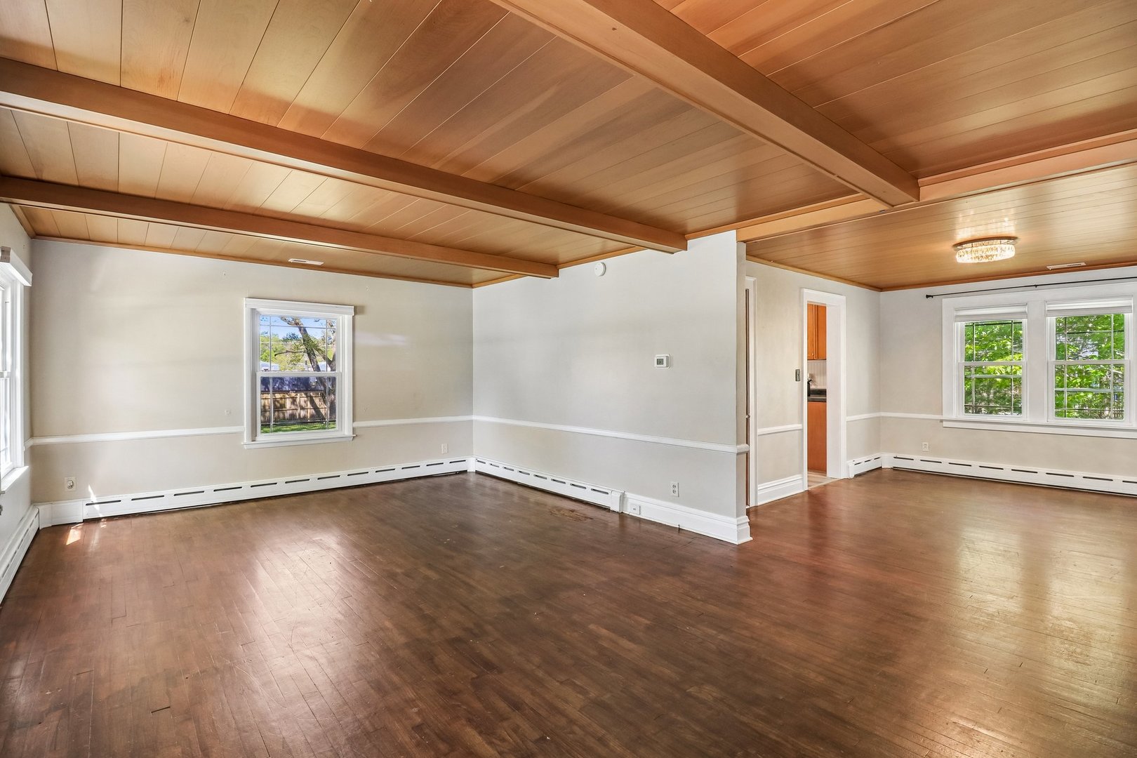 3908 W Kane Avenue, McHenry, IL 60050
