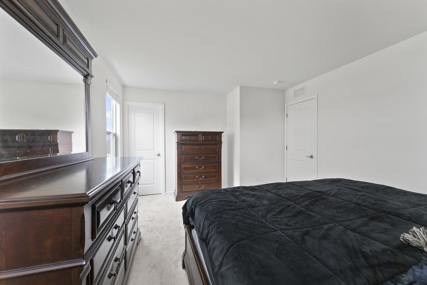 1017 Kessler Drive, Mundelein, IL 60060