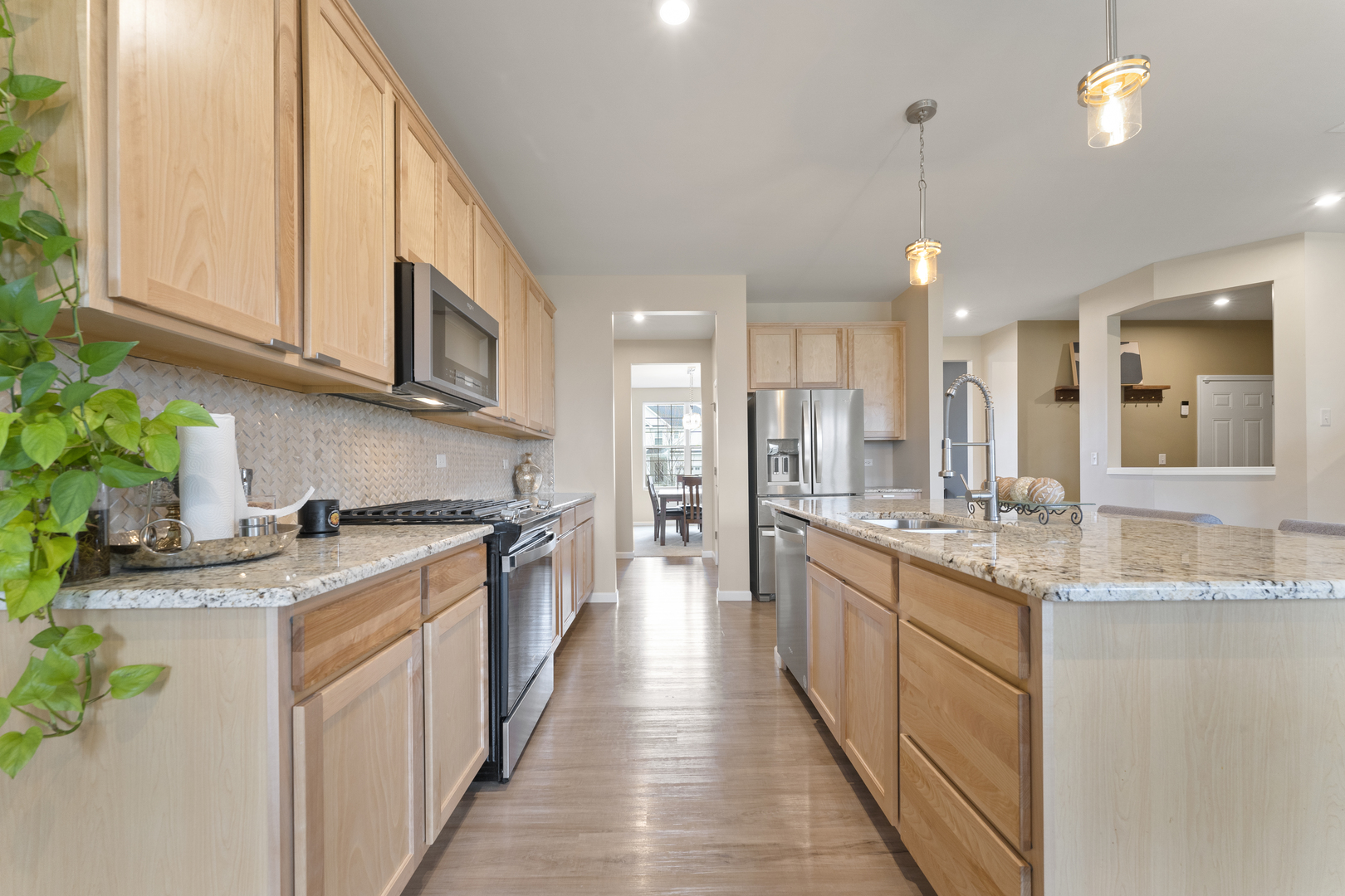 1017 Kessler Drive, Mundelein, IL 60060