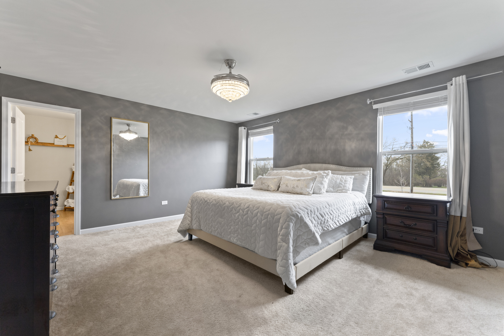 1017 Kessler Drive, Mundelein, IL 60060