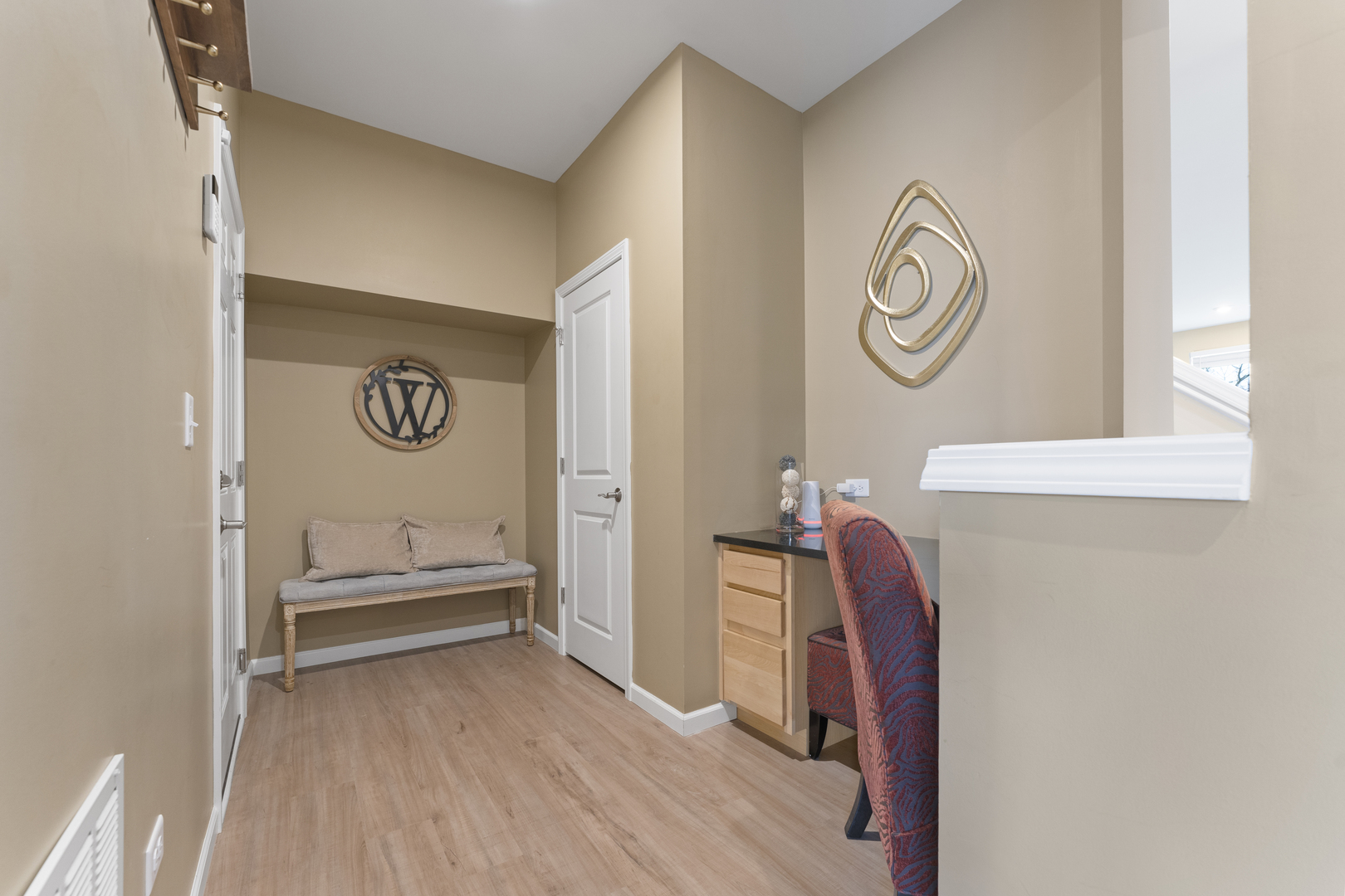 1017 Kessler Drive, Mundelein, IL 60060