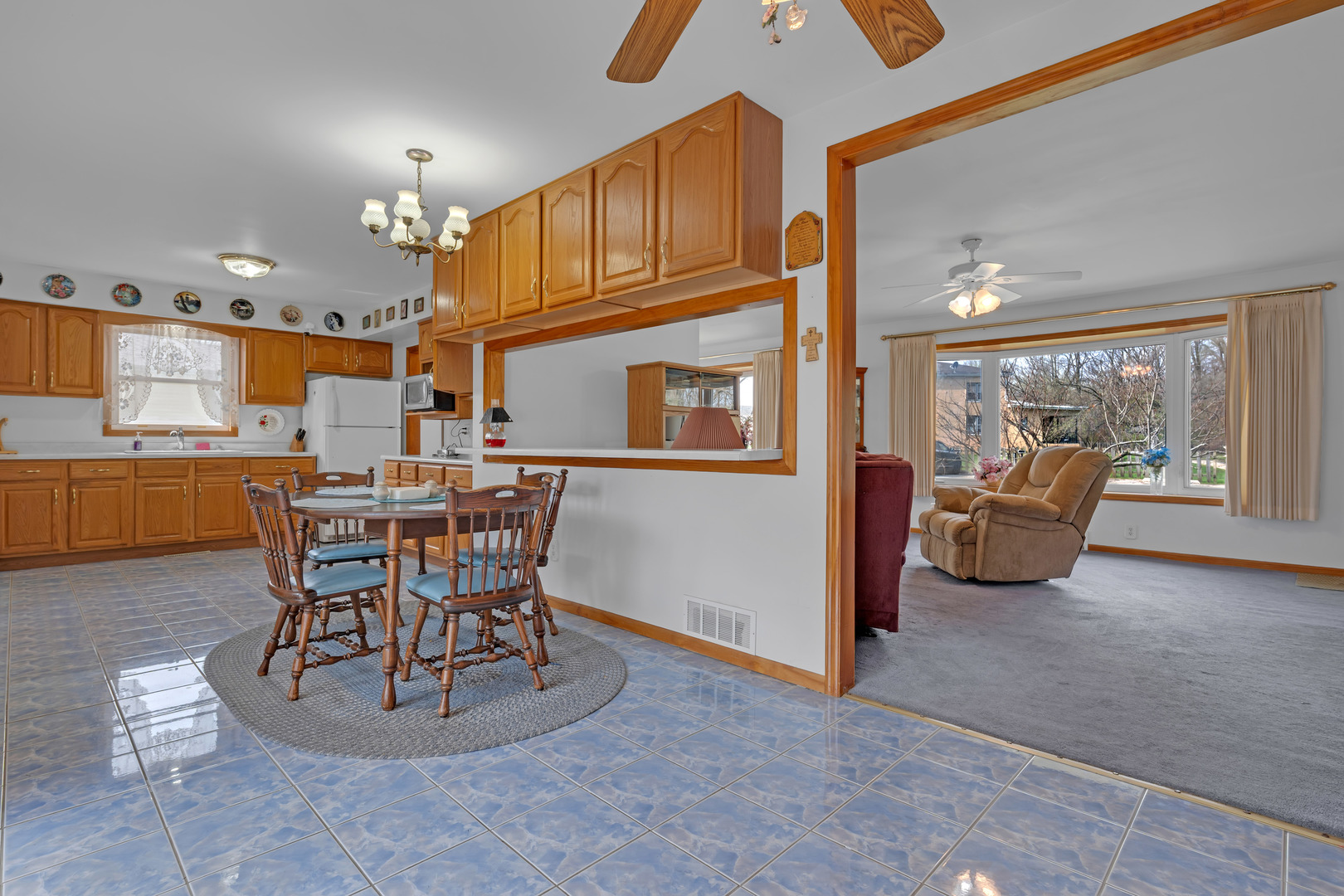 2 Davison Street, Joliet, IL 60433