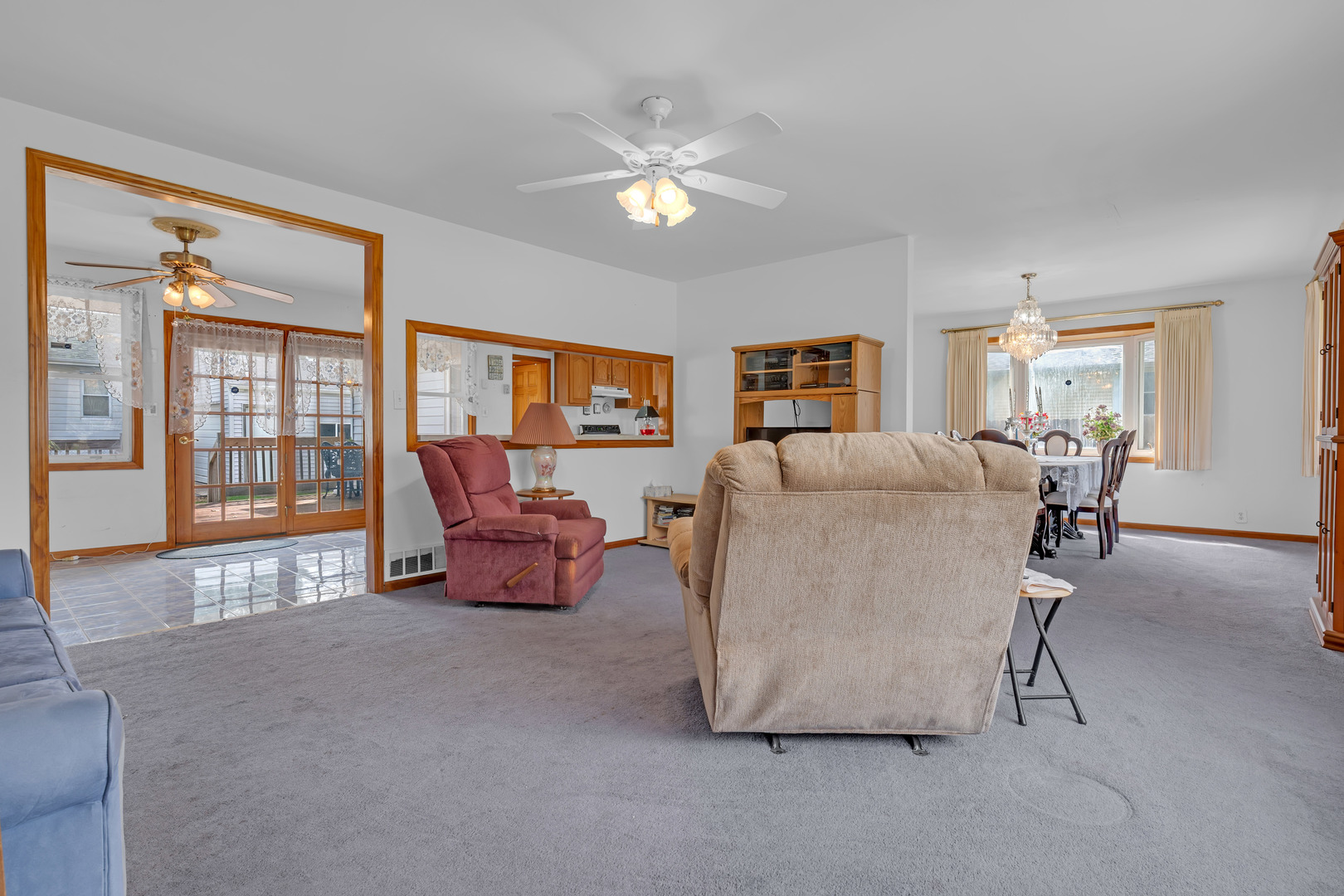 2 Davison Street, Joliet, IL 60433