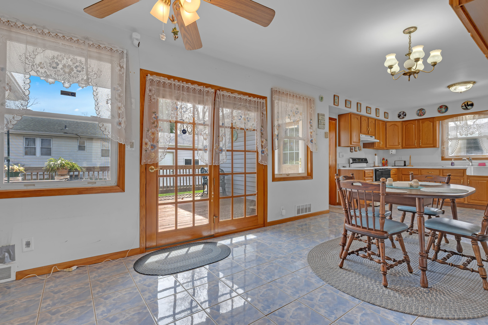 2 Davison Street, Joliet, IL 60433