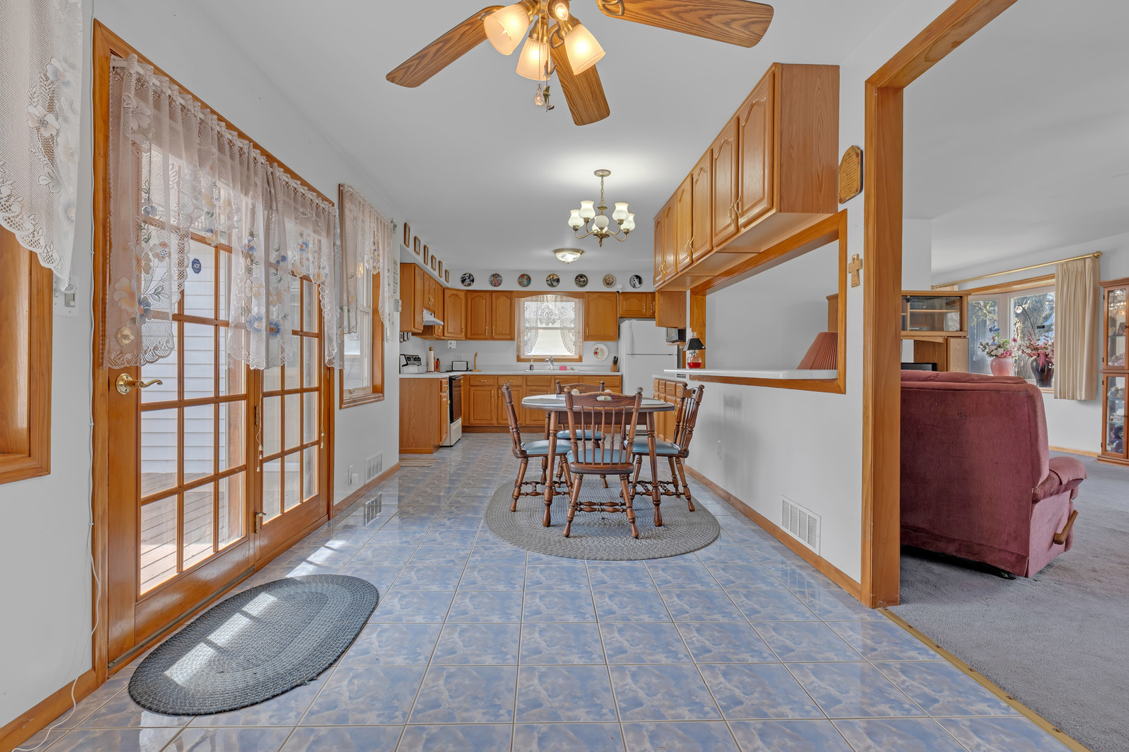 2 Davison Street, Joliet, IL 60433