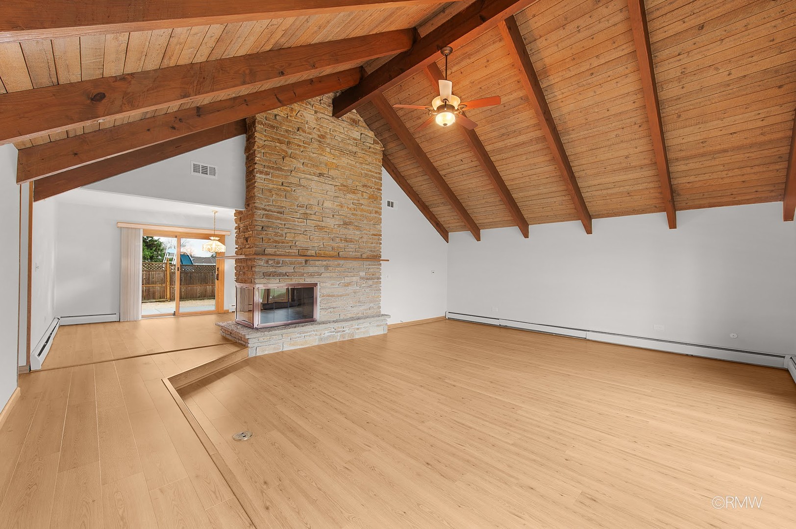 21W301 Par Lane, Itasca, IL 60143