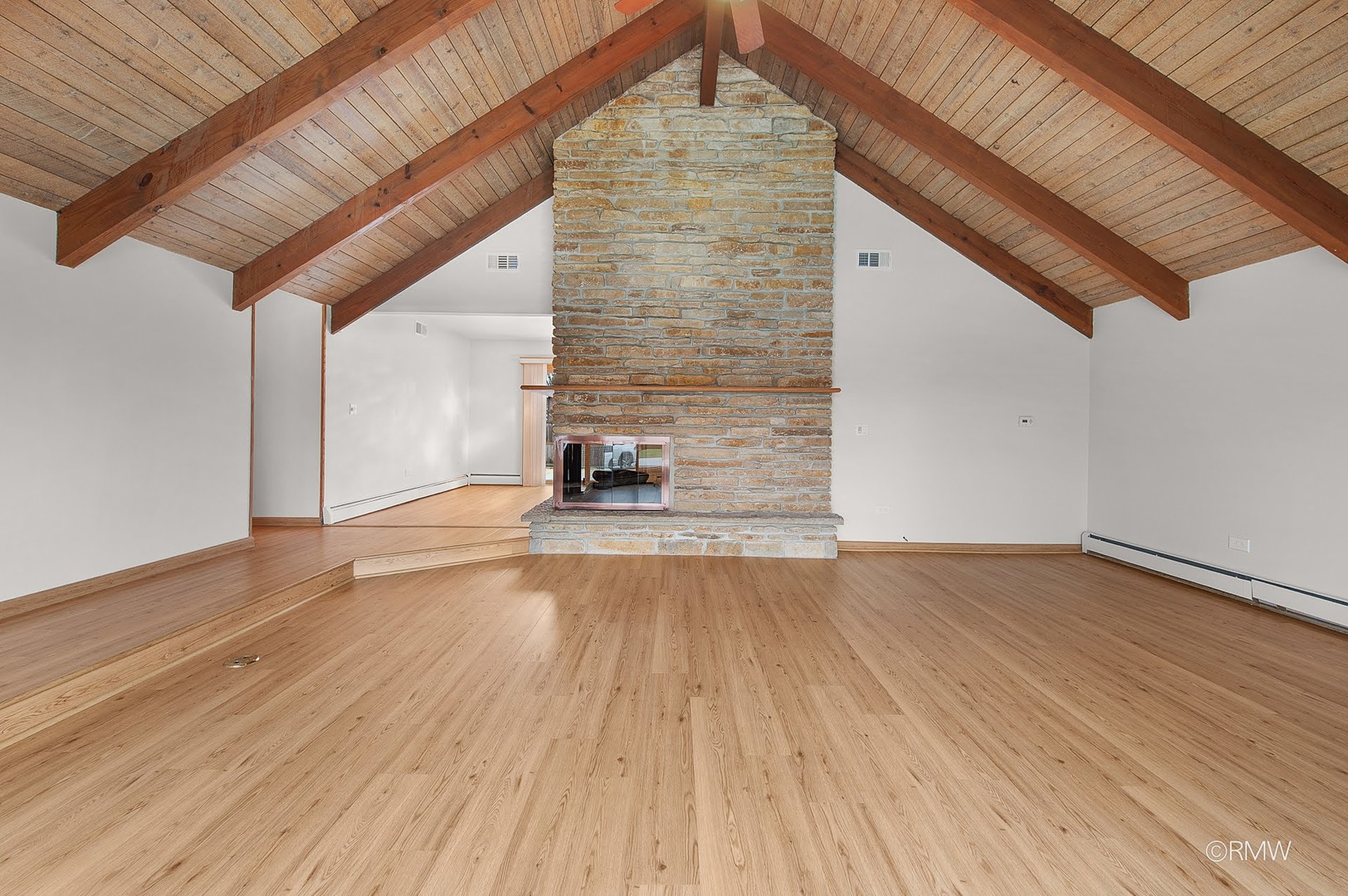 21W301 Par Lane, Itasca, IL 60143