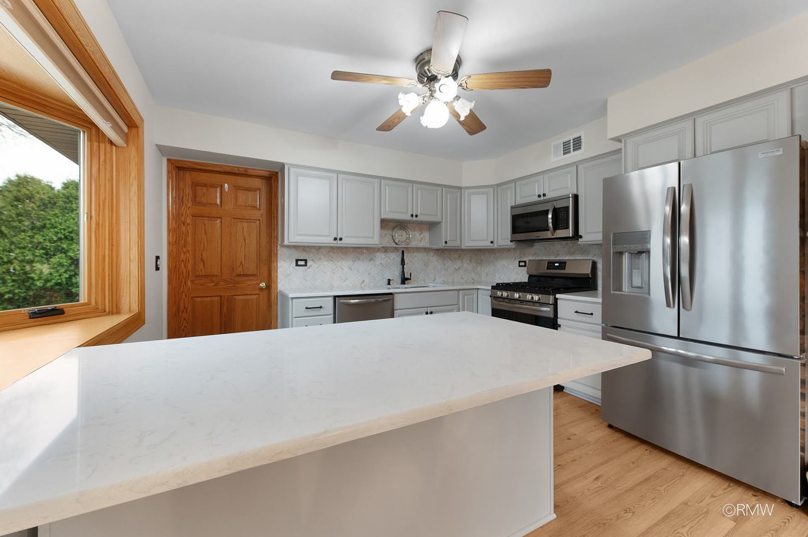 21W301 Par Lane, Itasca, IL 60143