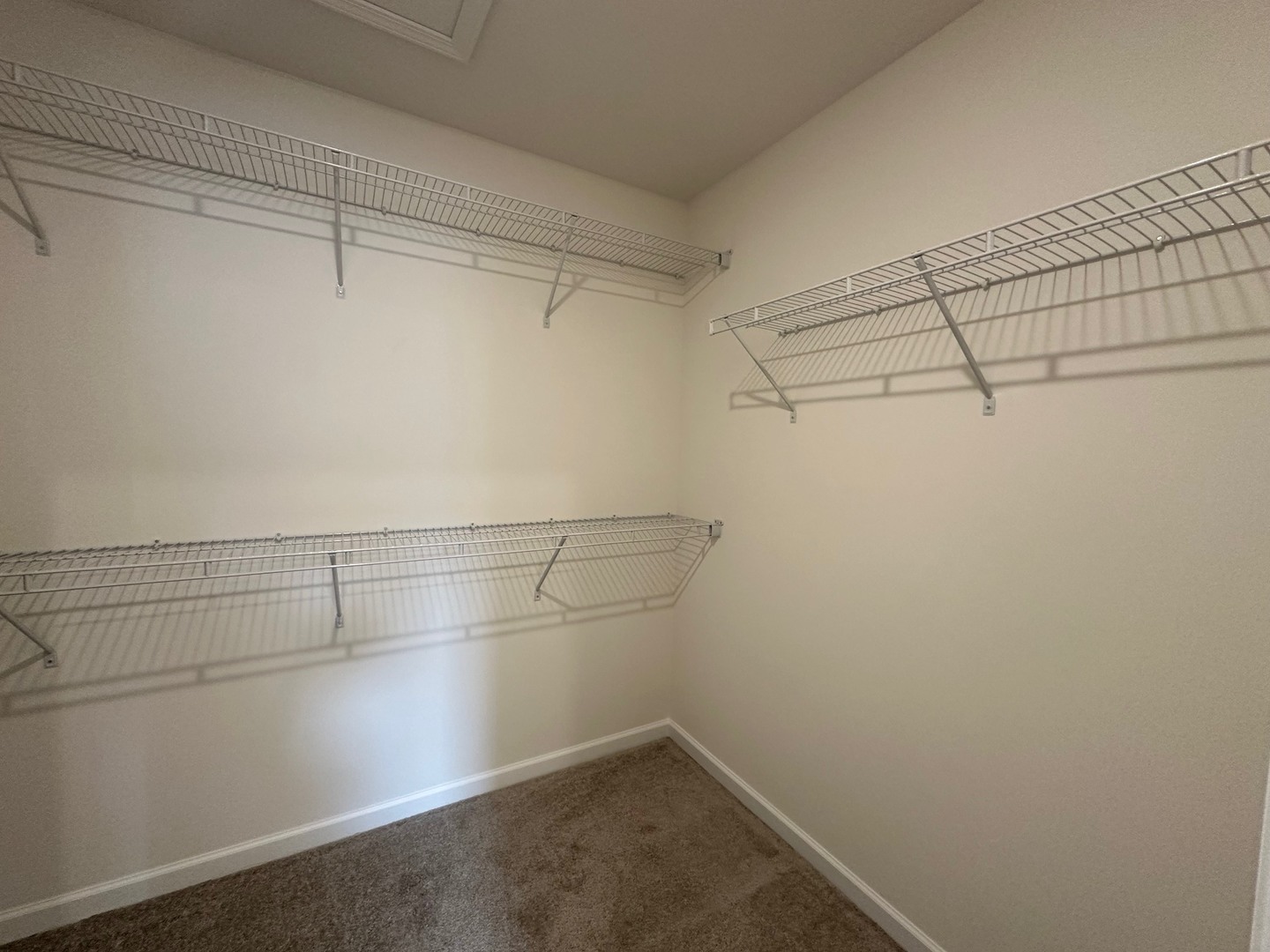 2320 Horseshoe Circles, Naperville, IL 60564