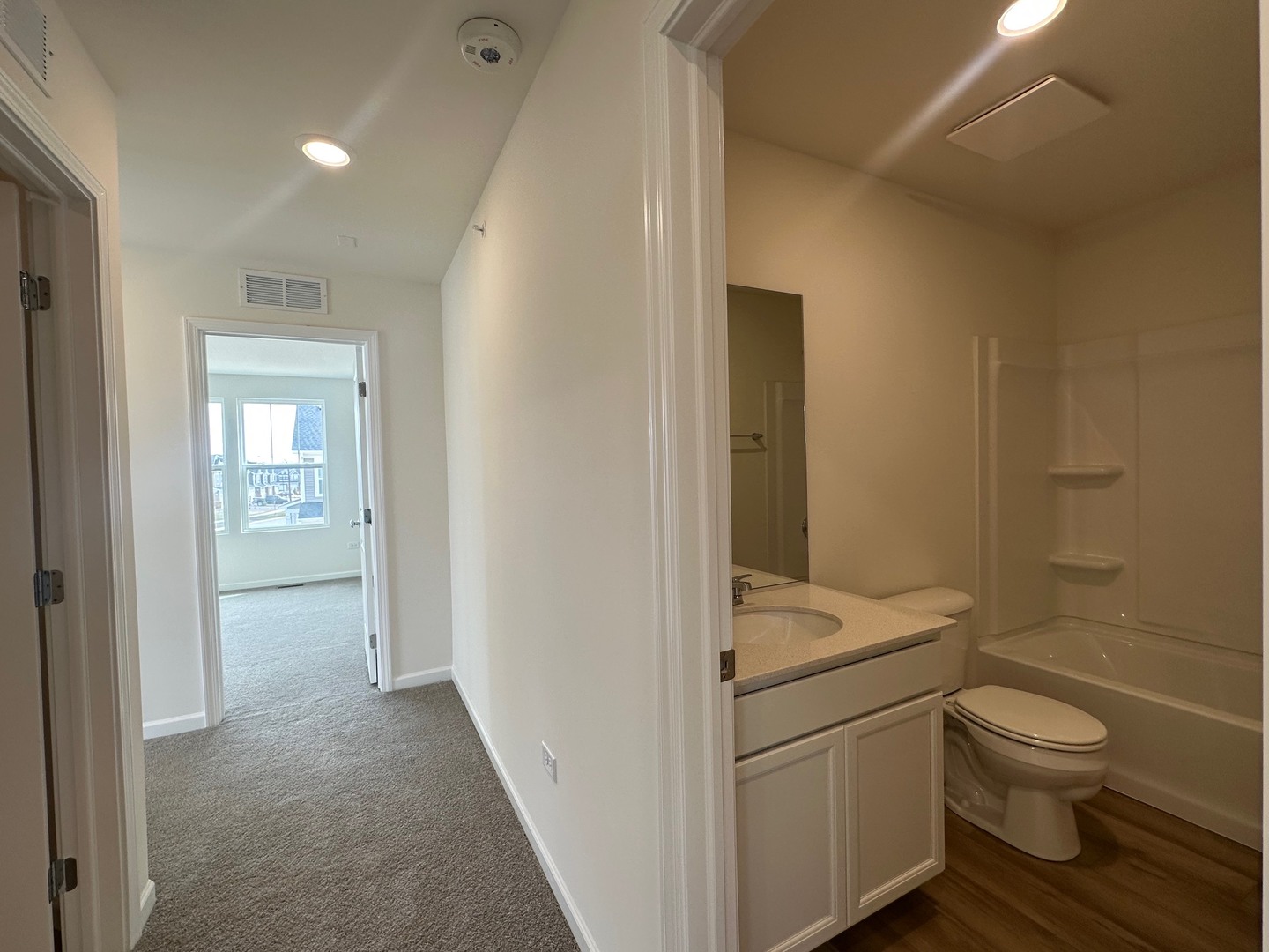 2320 Horseshoe Circles, Naperville, IL 60564