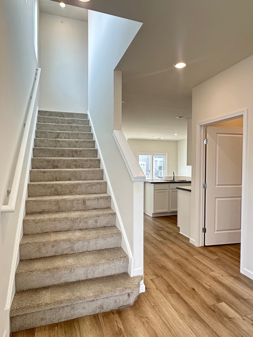 2320 Horseshoe Circles, Naperville, IL 60564