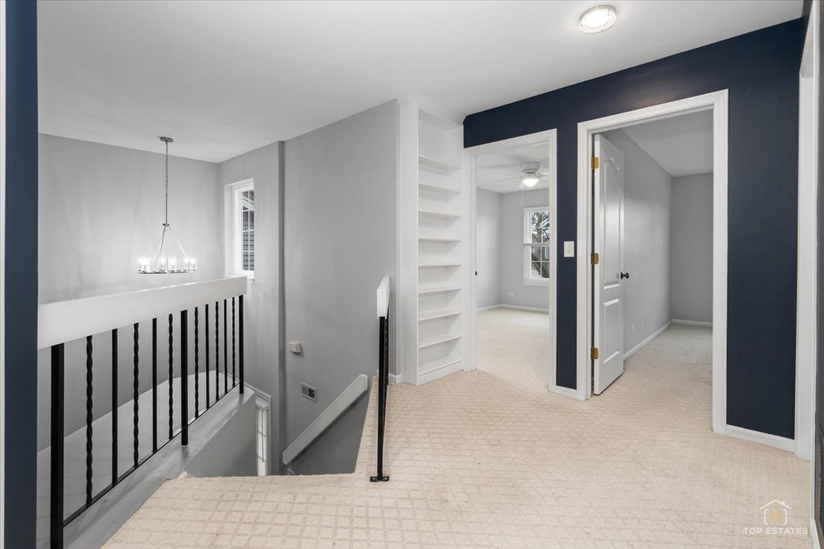 1606 W ORCHARD Place #1606, Arlington Heights, IL 60005