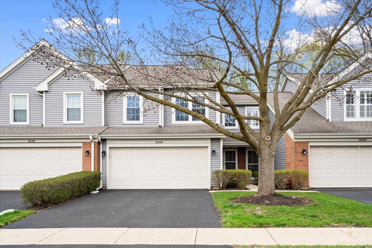 1606 W ORCHARD Place #1606, Arlington Heights, IL 60005