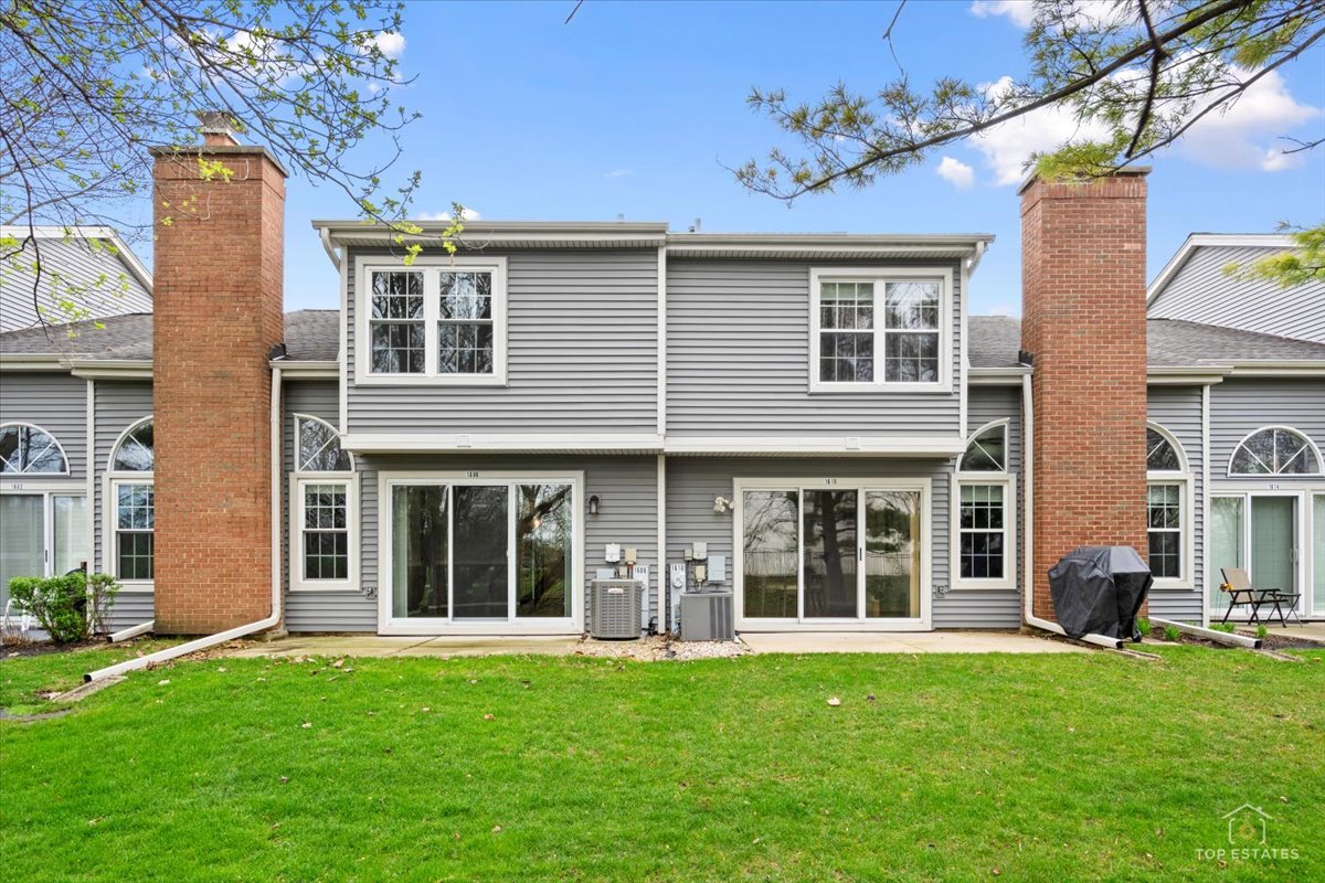 1606 W ORCHARD Place #1606, Arlington Heights, IL 60005