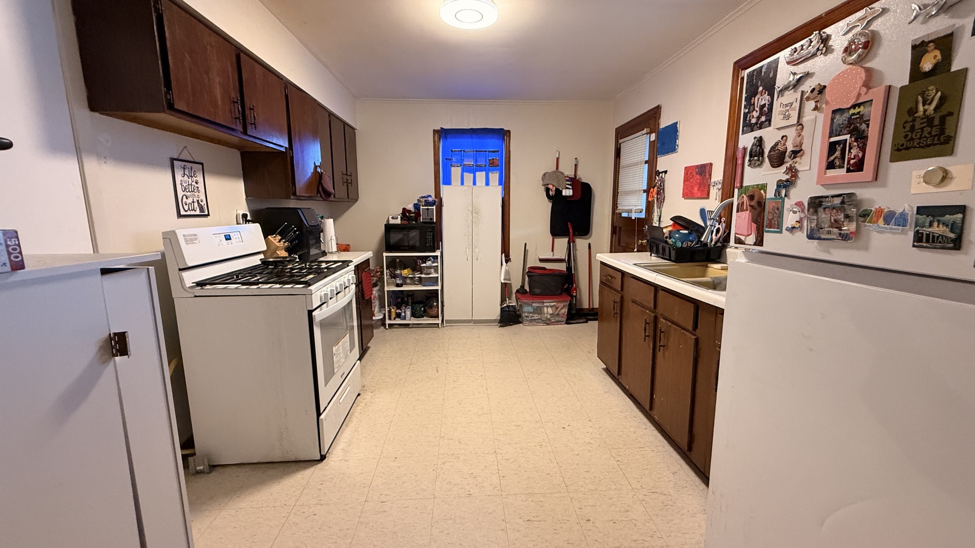 1811 Odgen Avenue, Lisle, IL 60532