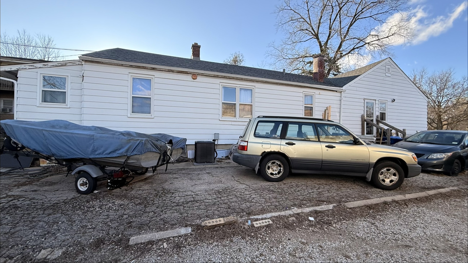 1811 Odgen Avenue, Lisle, IL 60532