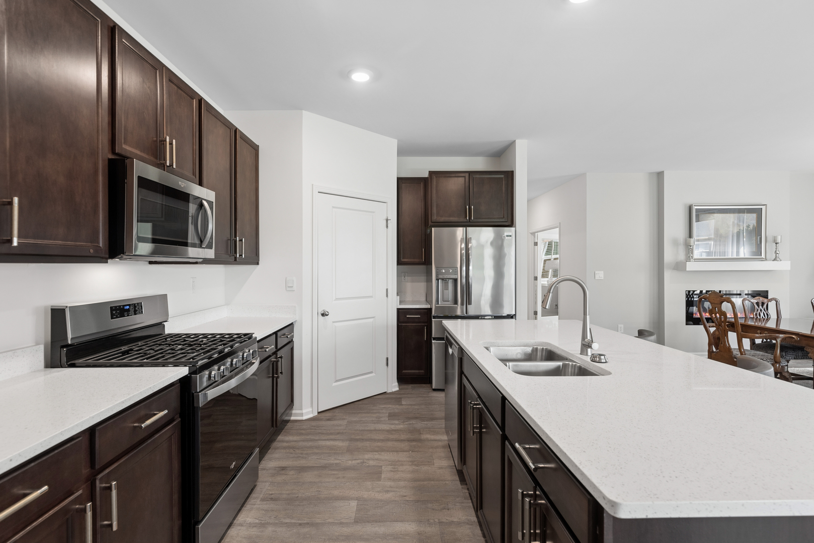 6413 Aspen Lane, Wonder Lake, IL 60097