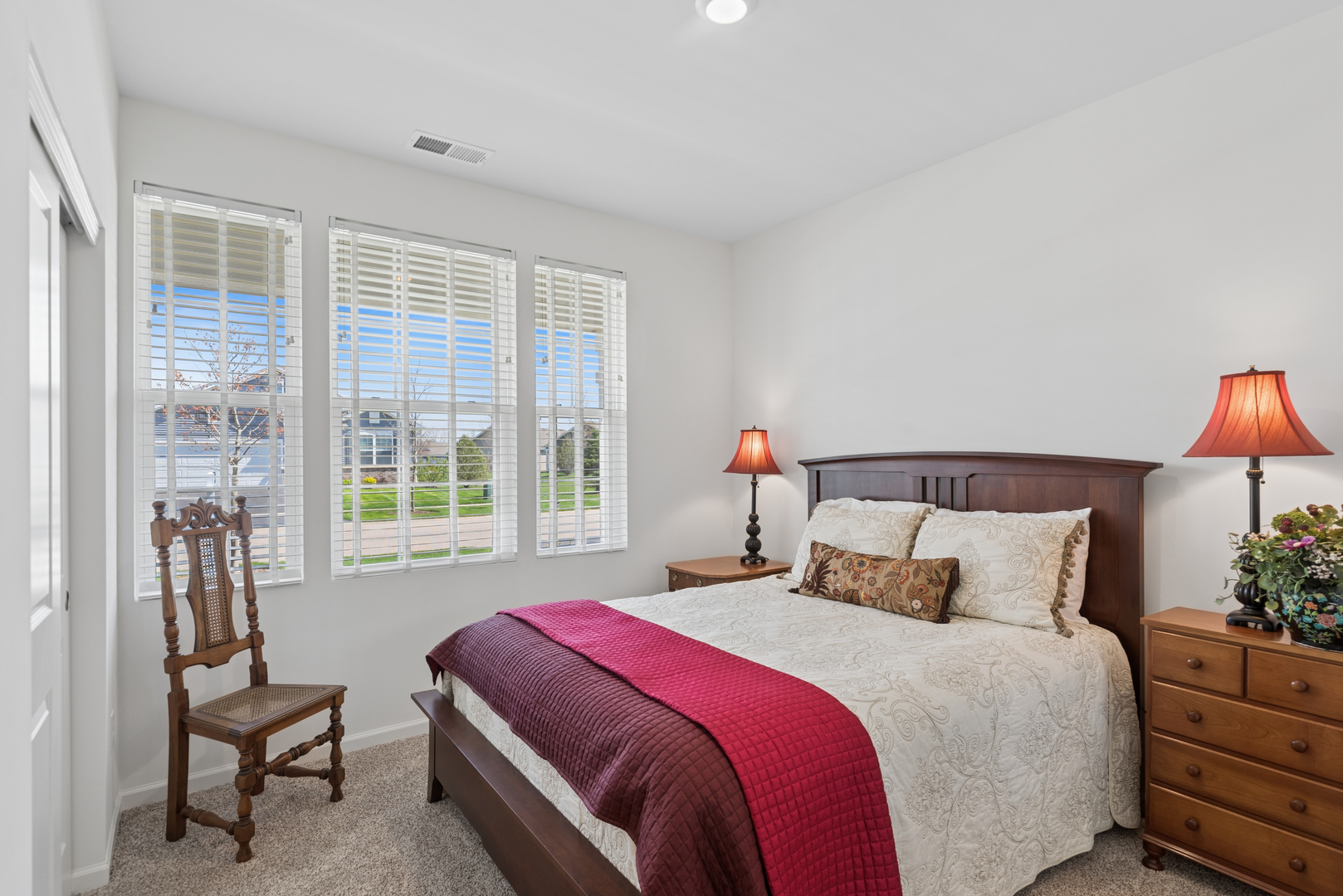 6413 Aspen Lane, Wonder Lake, IL 60097