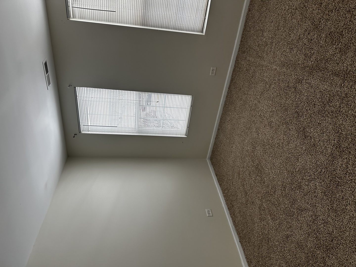 1121 Symphony Drive, Aurora, IL 60504