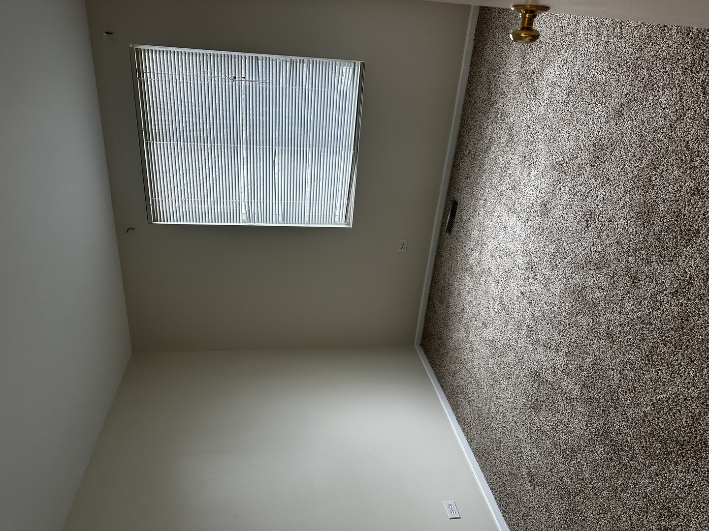 1121 Symphony Drive, Aurora, IL 60504