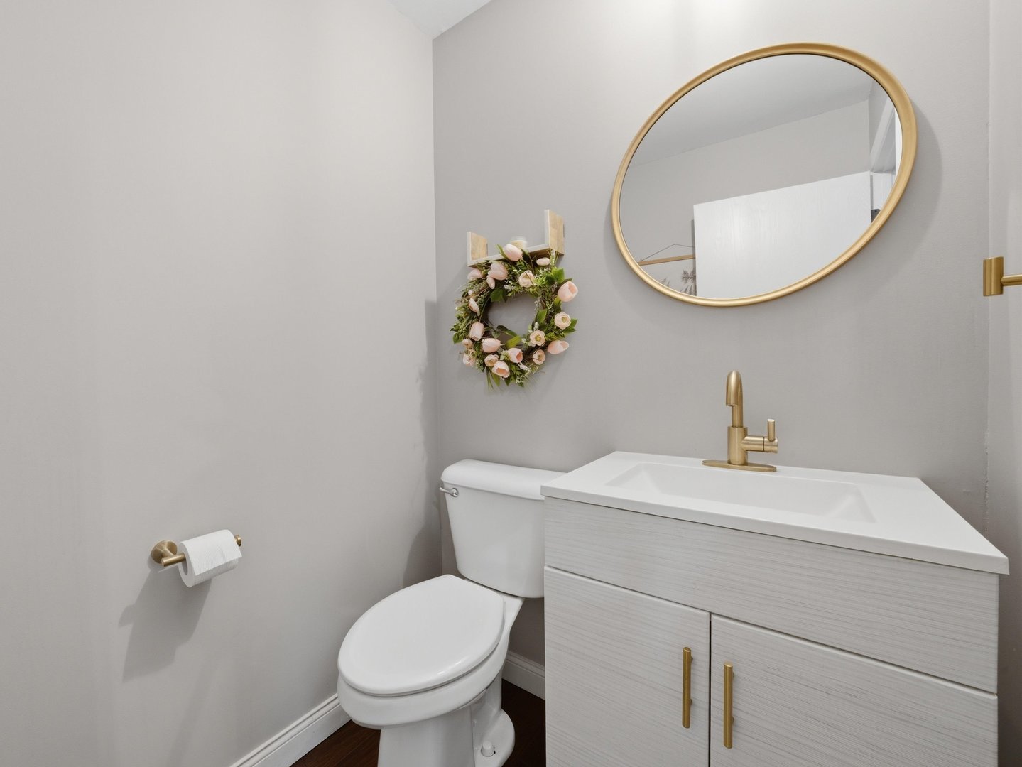 1335 Leverenz Road, Naperville, IL 60564