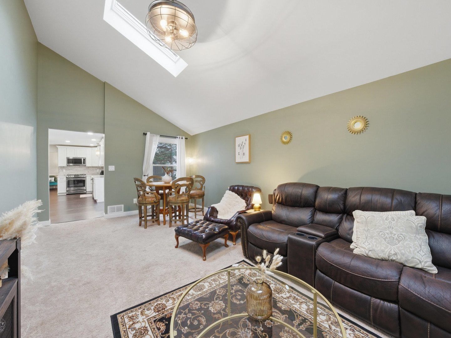 1335 Leverenz Road, Naperville, IL 60564