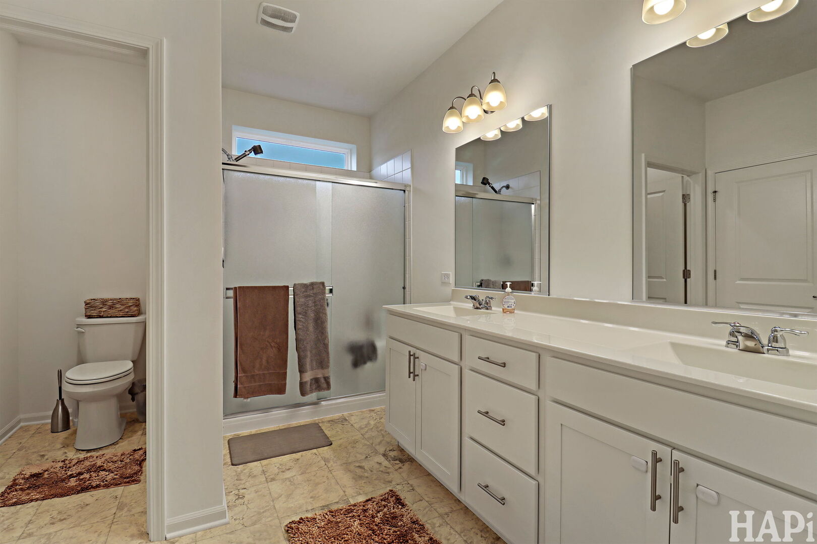 1200 Redtail Circle, Woodstock, IL 60098