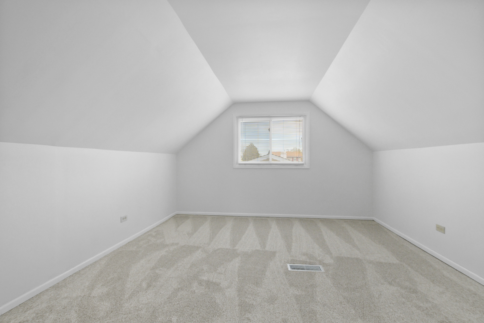 6937 Stanford Drive, Bridgeview, IL 60455