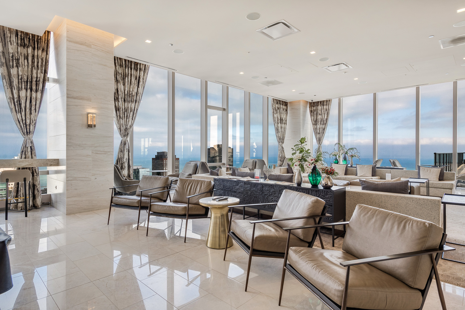 363 E Wacker Drive #6905, Chicago, IL 60601