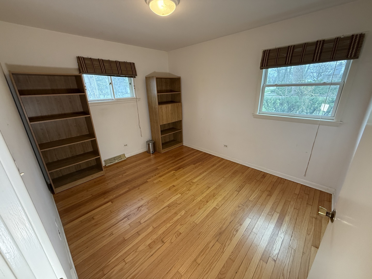 210 Hill Avenue, Glen Ellyn, IL 60137