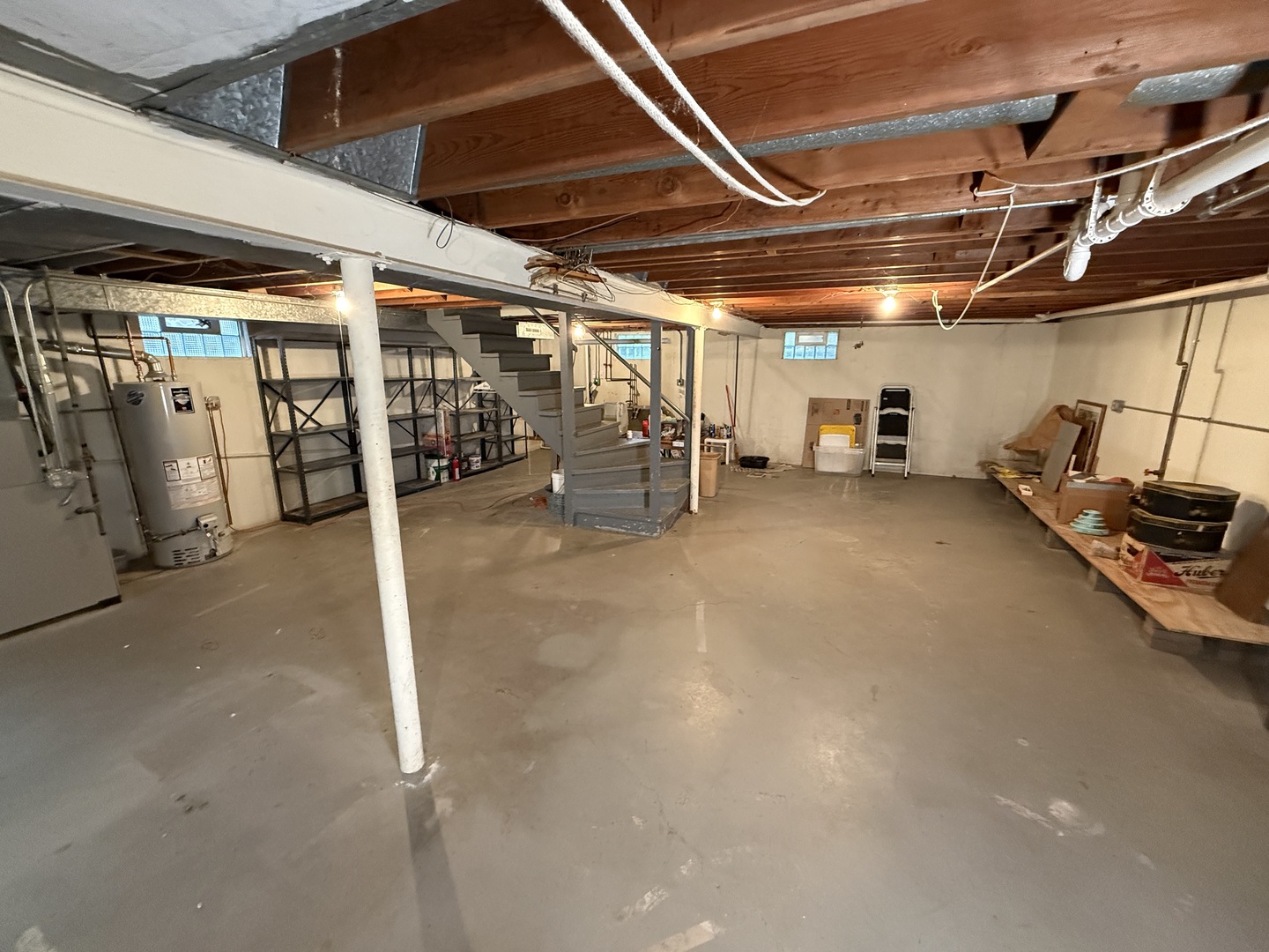 210 Hill Avenue, Glen Ellyn, IL 60137