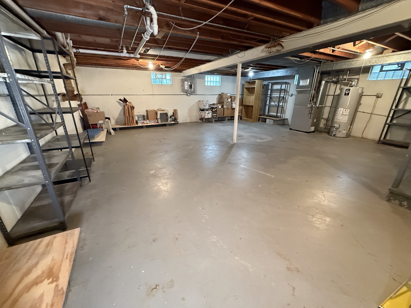 210 Hill Avenue, Glen Ellyn, IL 60137