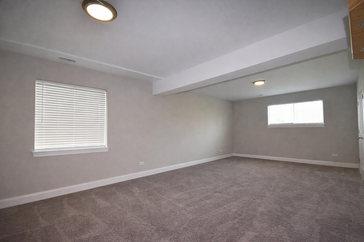 1030 Hilldale Drive, St. Charles, IL 60175