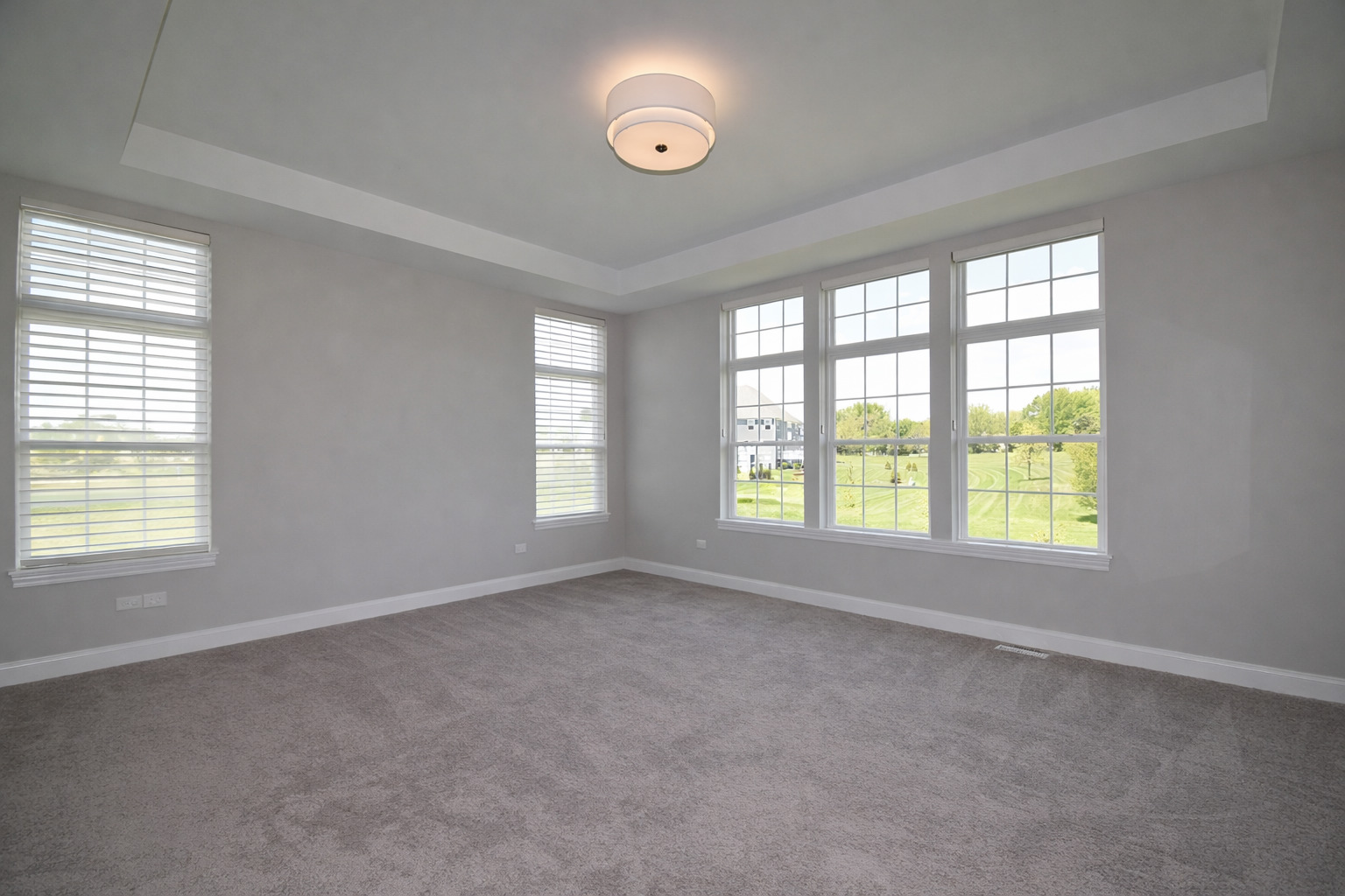 1030 Hilldale Drive, St. Charles, IL 60175