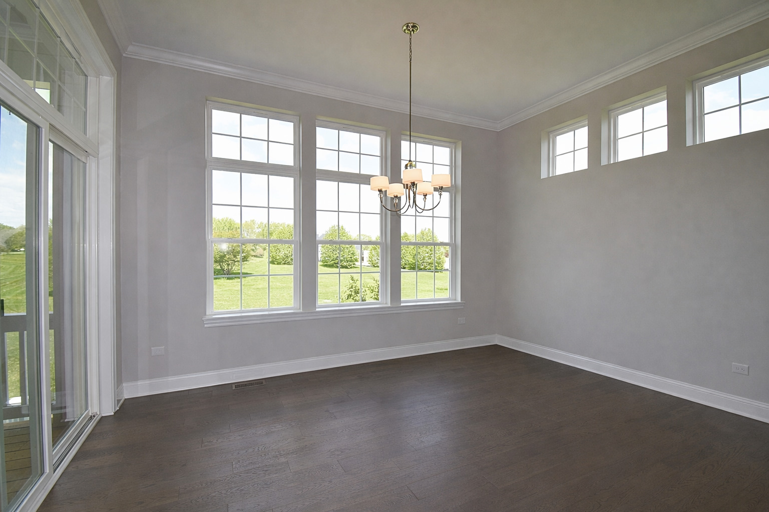 1030 Hilldale Drive, St. Charles, IL 60175