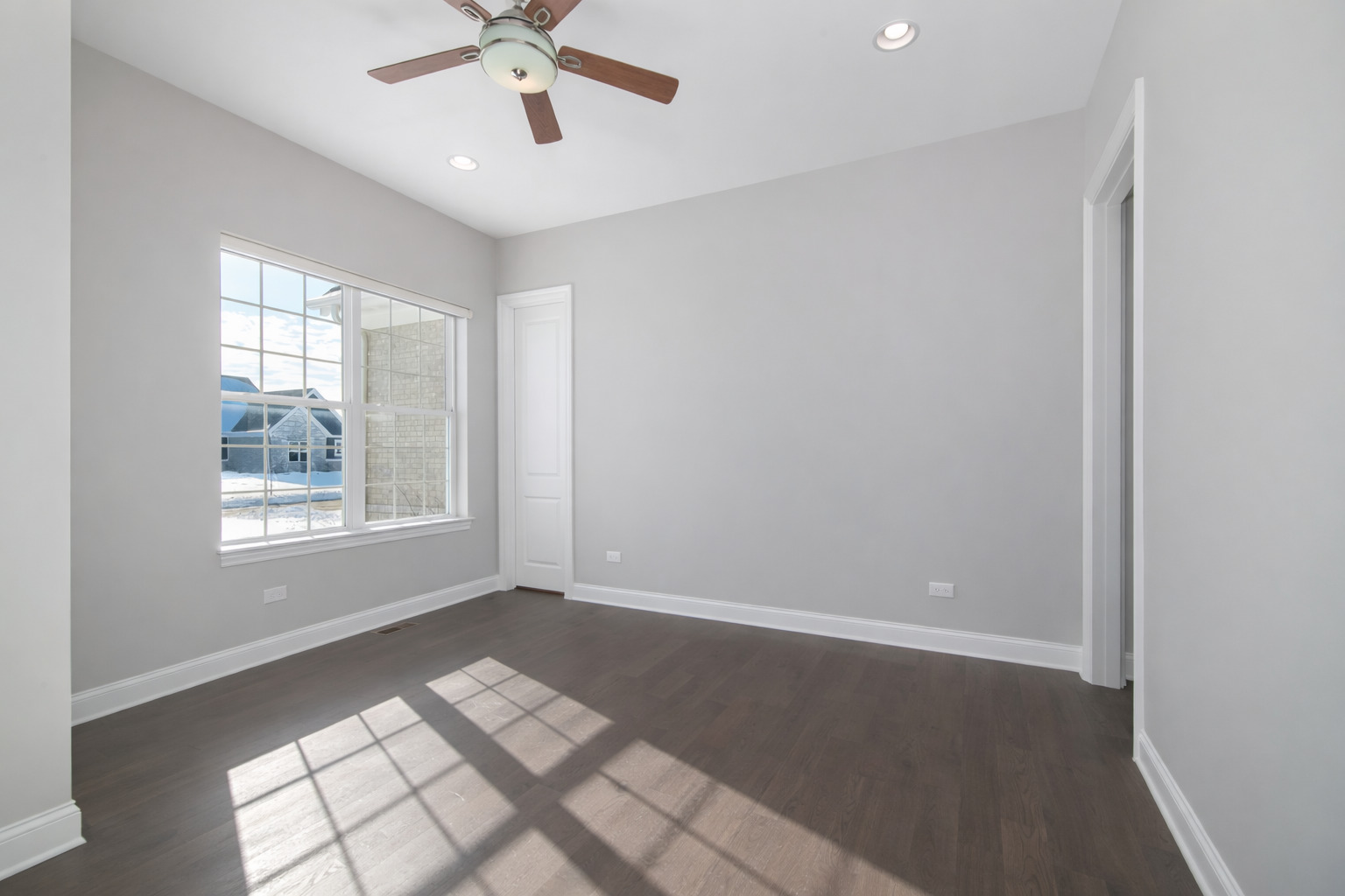 1030 Hilldale Drive, St. Charles, IL 60175