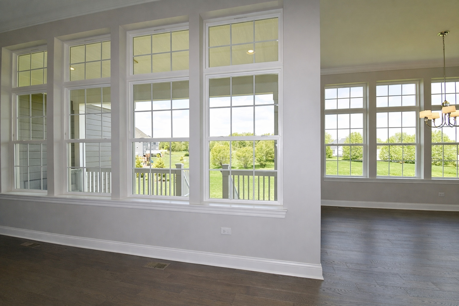 1030 Hilldale Drive, St. Charles, IL 60175