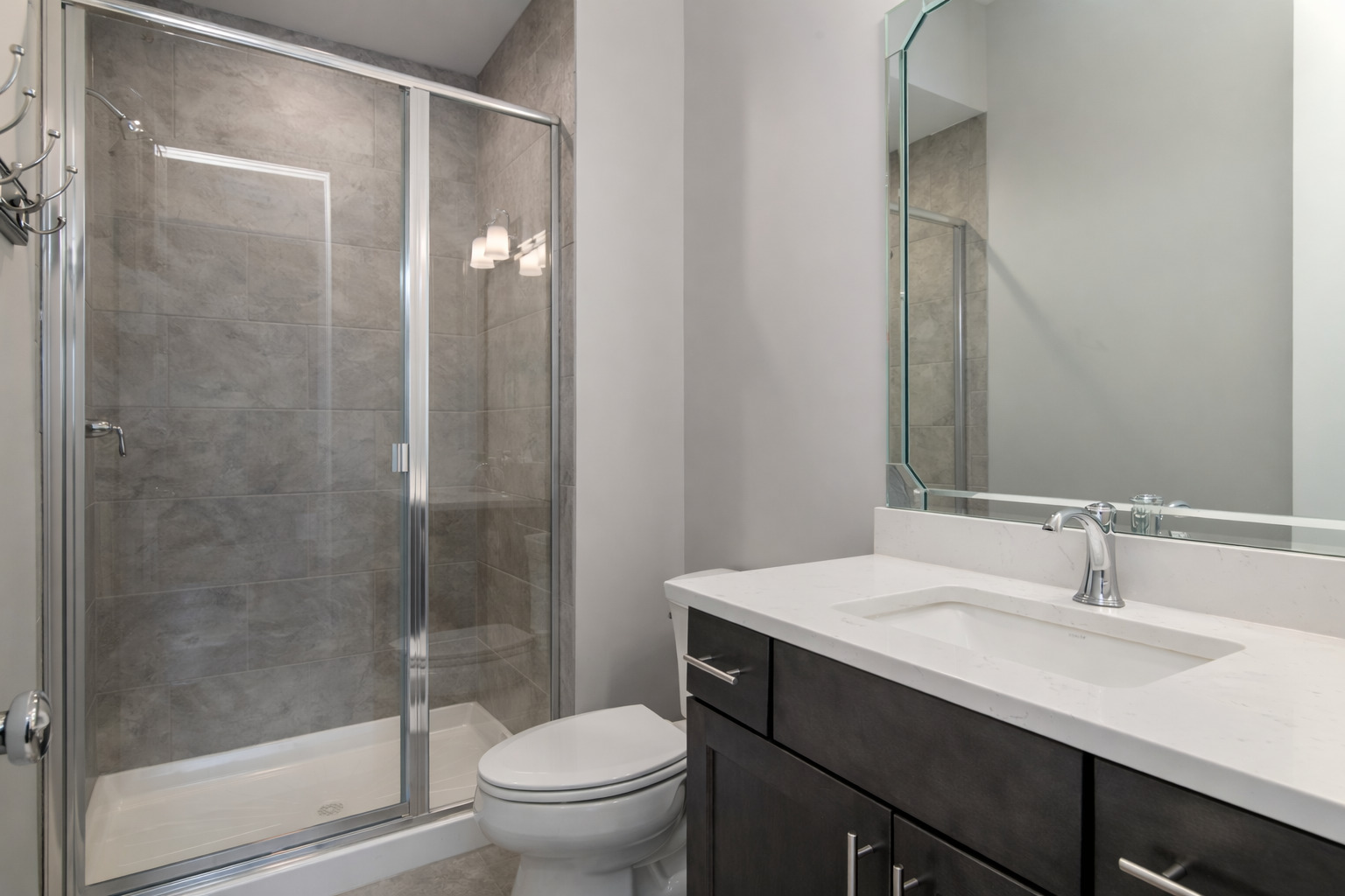 1030 Hilldale Drive, St. Charles, IL 60175