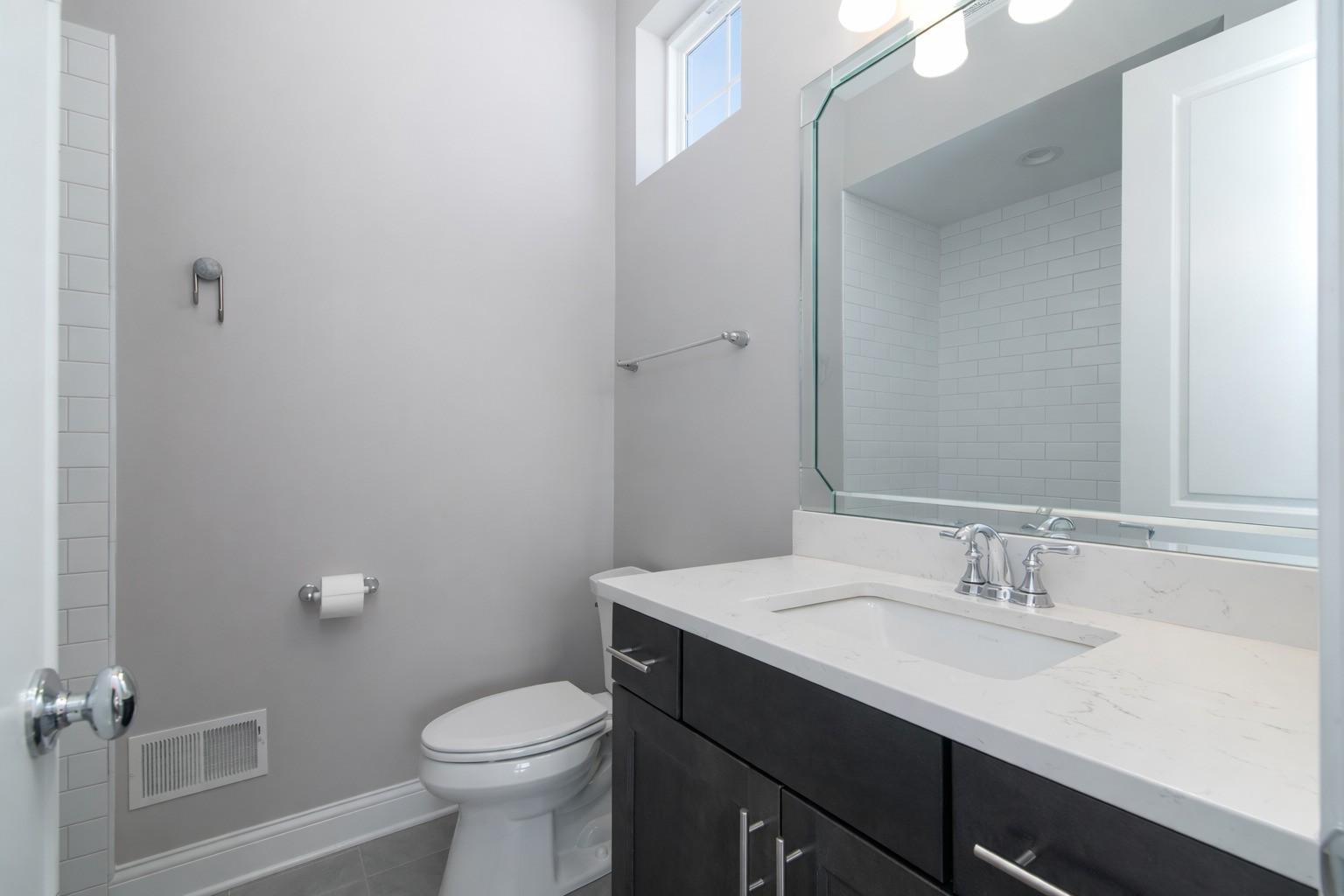 1030 Hilldale Drive, St. Charles, IL 60175