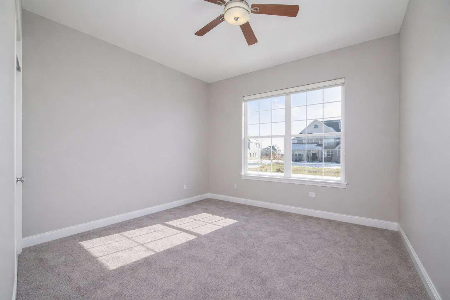 1030 Hilldale Drive, St. Charles, IL 60175