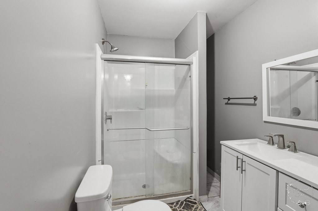 3858 E Lakeview Drive, Kankakee, IL 60901