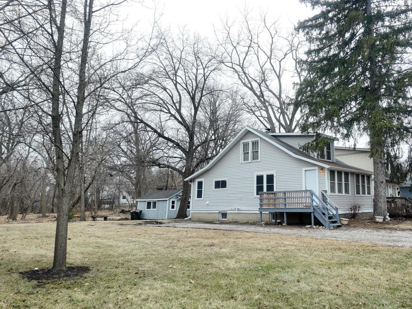 117 Woodland Drive, Round Lake Beach, IL 60073