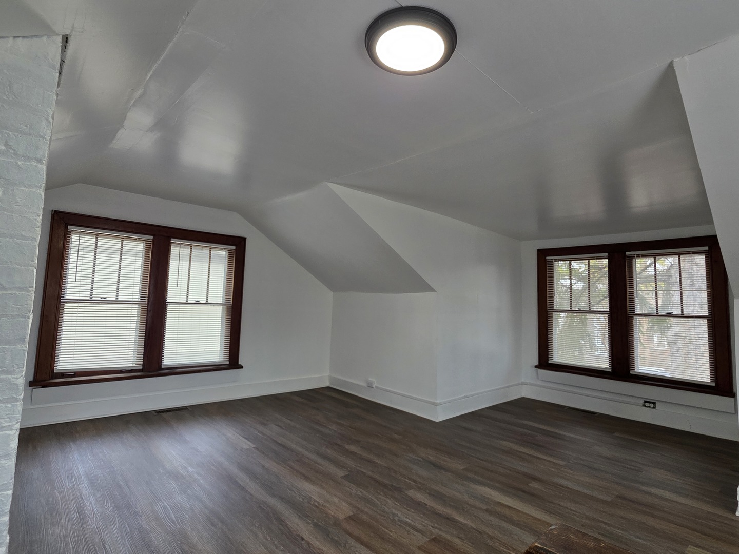 117 Woodland Drive, Round Lake Beach, IL 60073