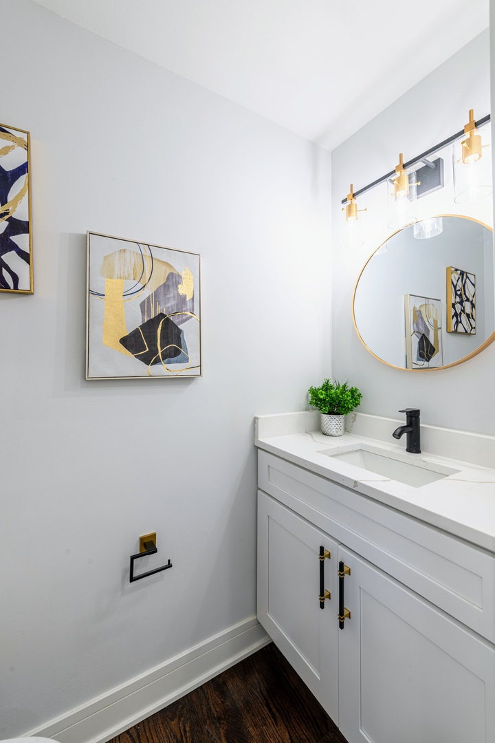 380 Ventura Club Drive, Roselle, IL 60172