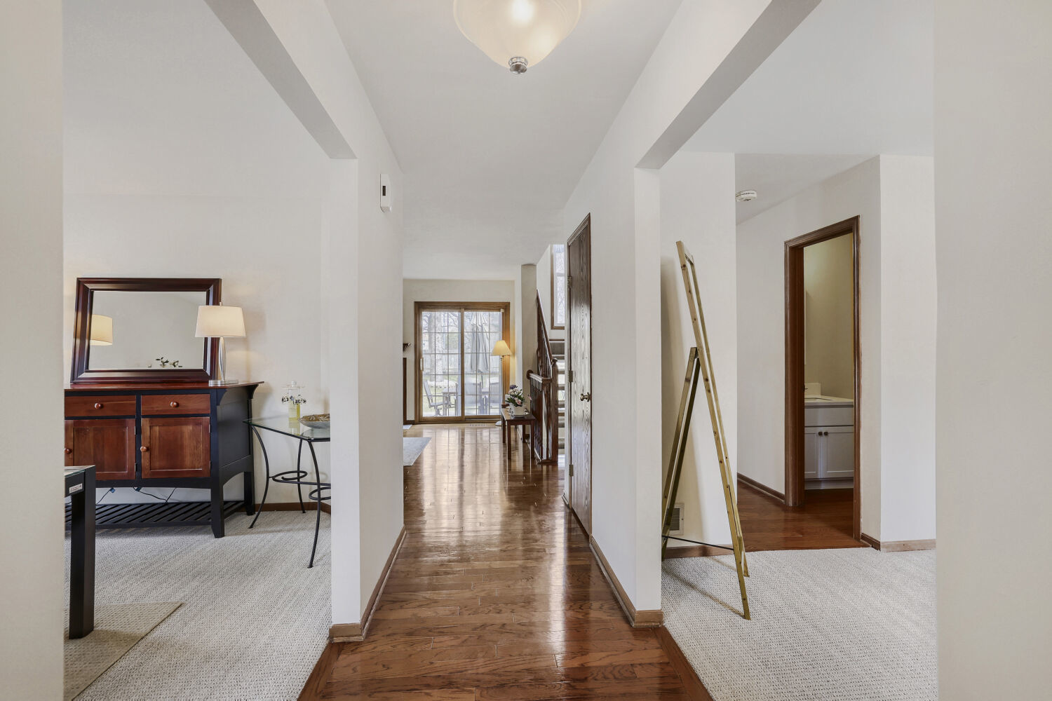 305 N Fiore Parkway, Vernon Hills, IL 60061