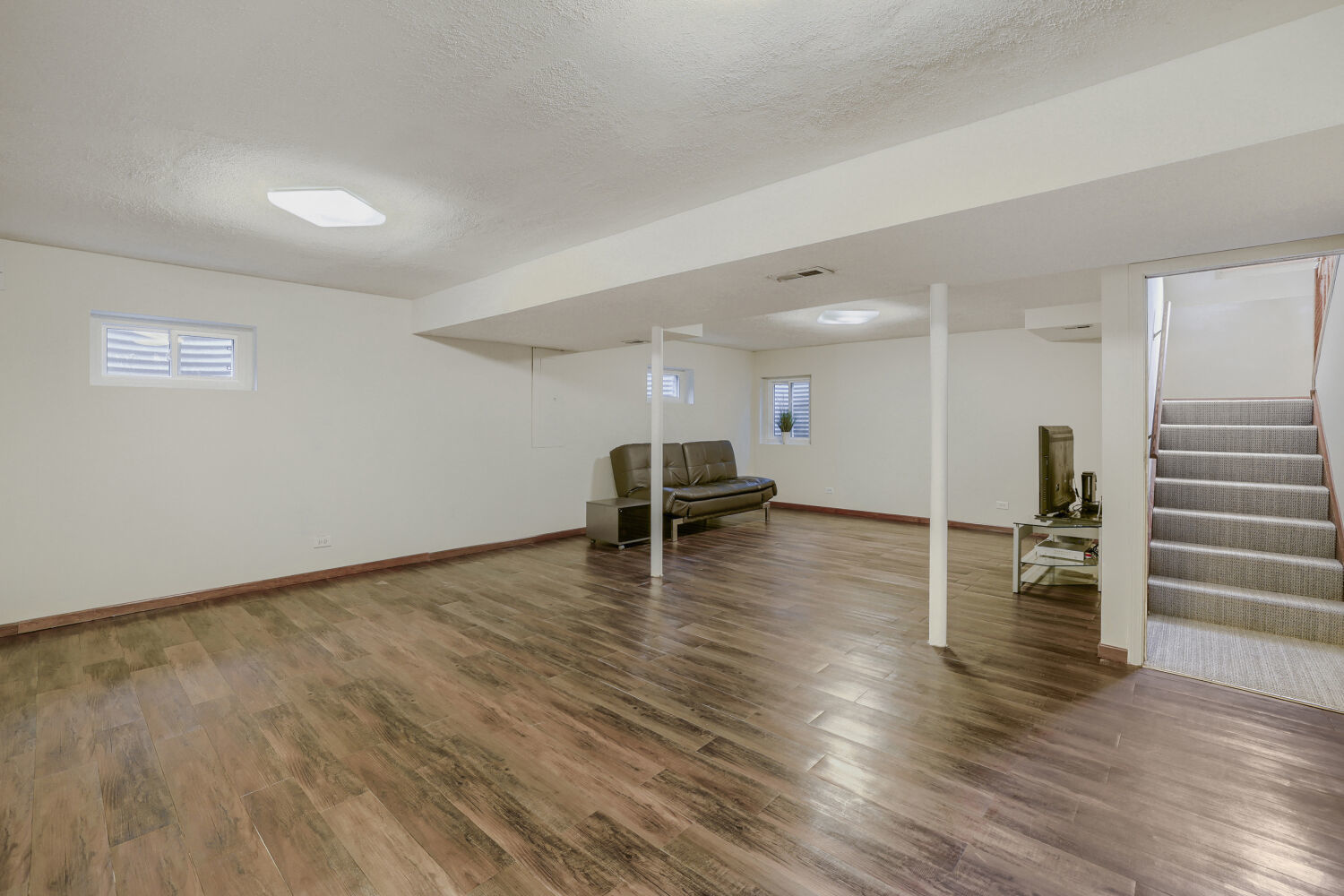 305 N Fiore Parkway, Vernon Hills, IL 60061