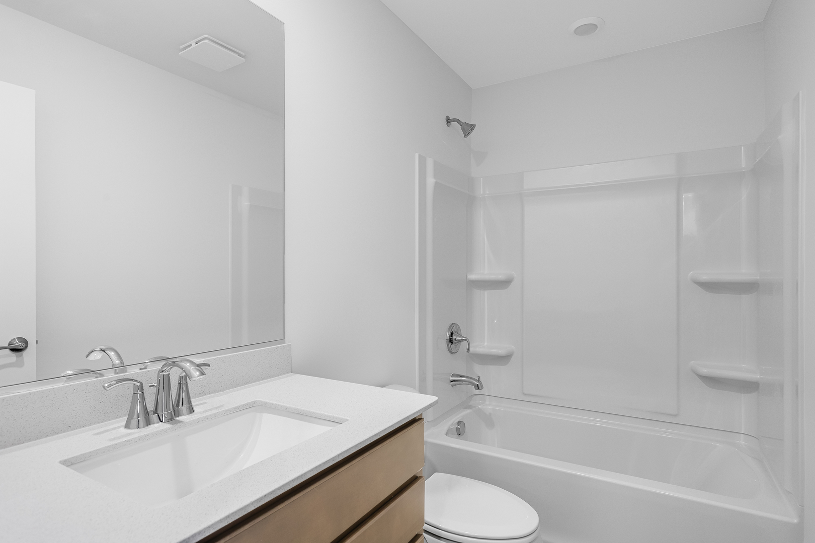 416 Red Oak Circle, Volo, IL 60020